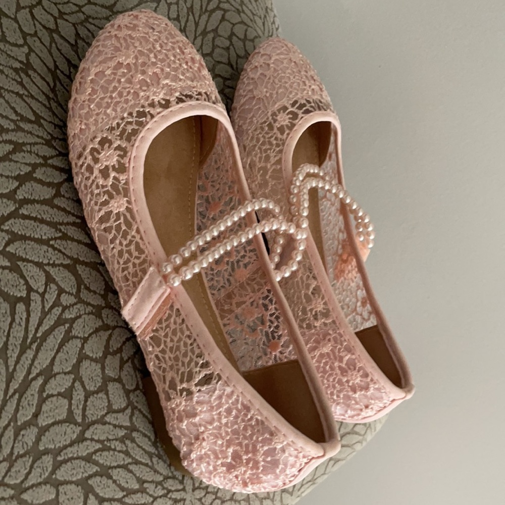 Shoes - Picture 2 of 2